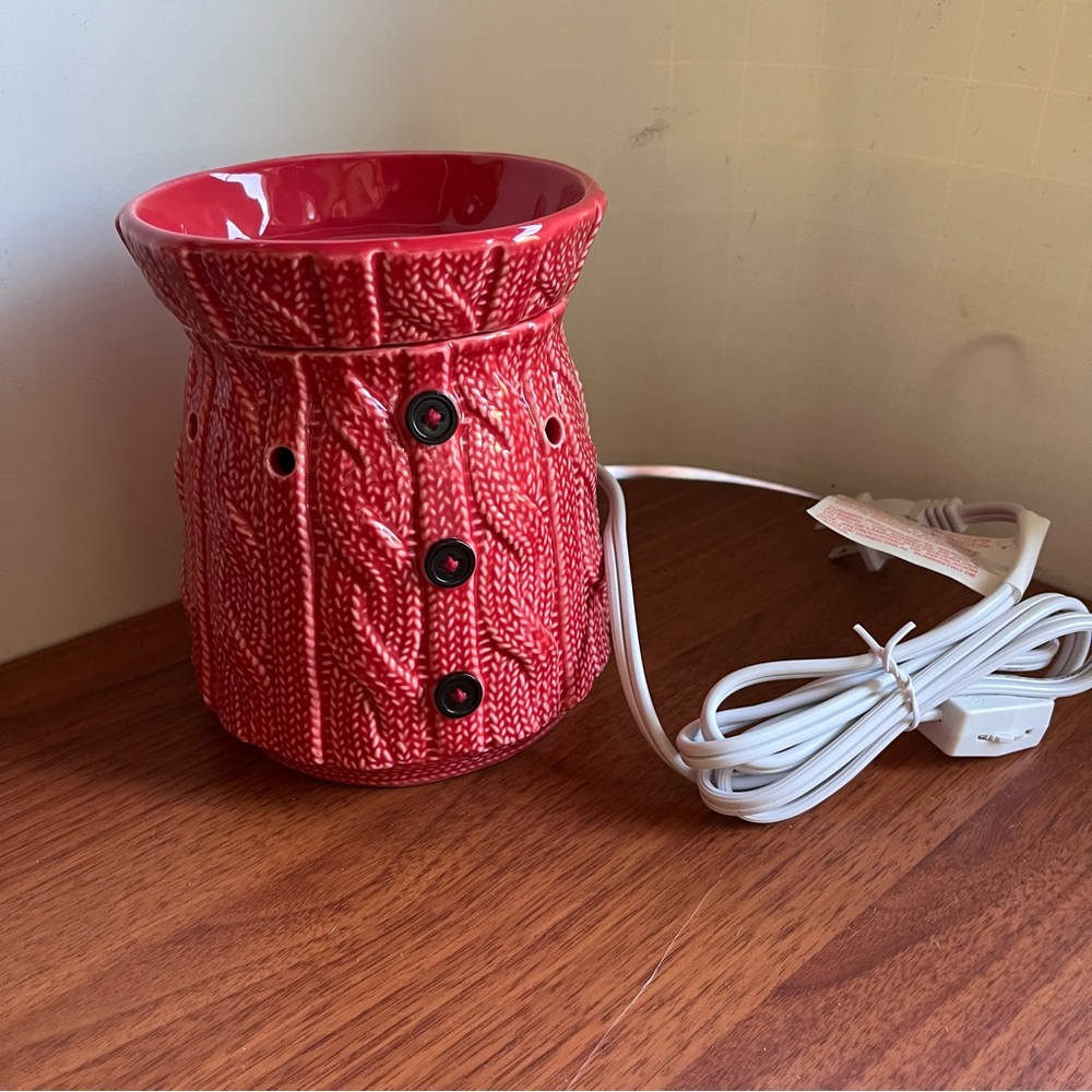 Scentsy Comfy Cozy Full Size Warmer New Open Box